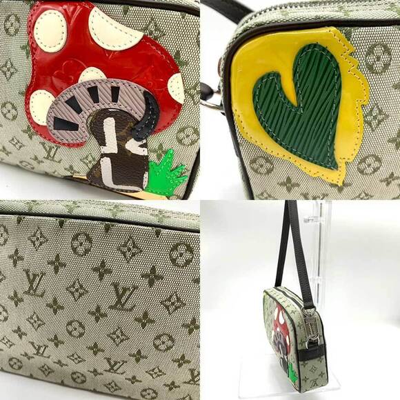 LOUIS VUITTON Brown Monogram Mini Bag - Picture 3 of 7